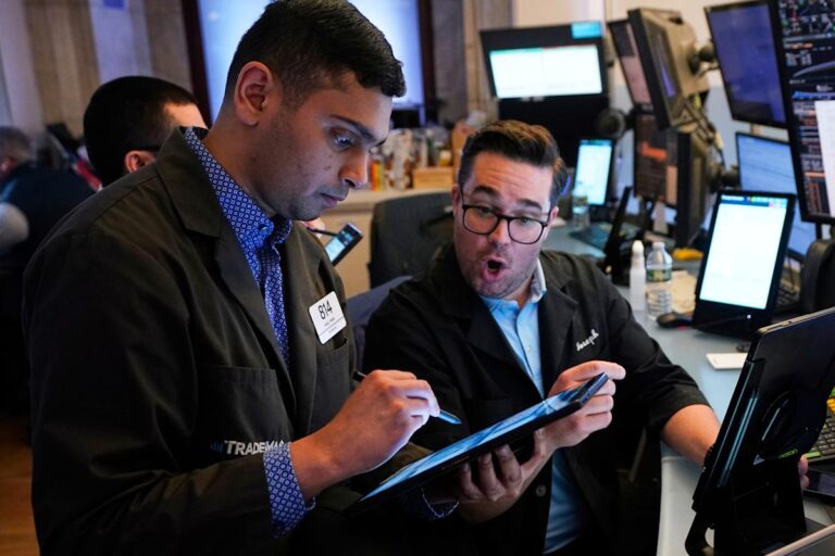 Dow, s&p 500, nasdaq futures stall as trump reportedly eyes