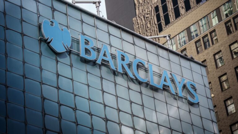 Live updates on stoxx, ftse, dax, tariffs news