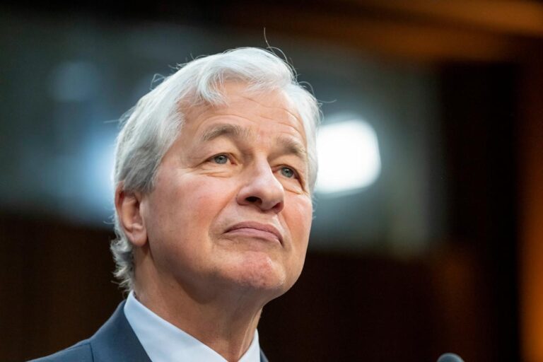 The biggest us banks pass another fed stress test, boosting