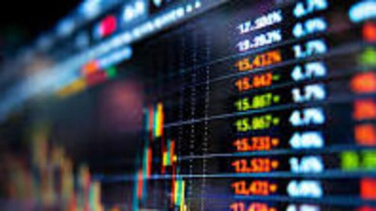 Us yields climb as trade deal hopes outweigh data