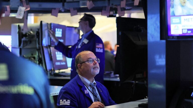 Wall street today: us stocks open higher as investors focus