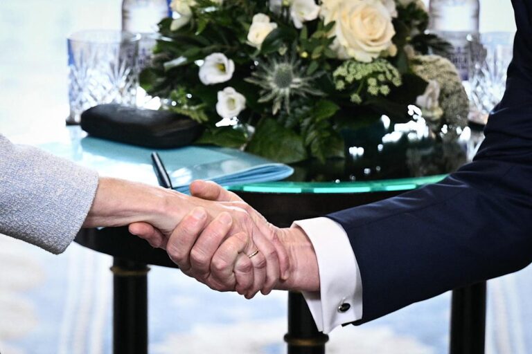 European stock futures climb after eu clinches us trade deal