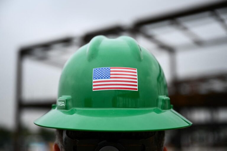 June jobs report expected to show hiring slowed while unemployment