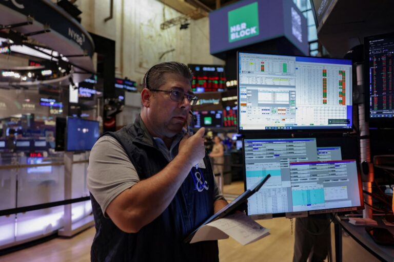 Premarket: shares gain ahead of key u.s. earnings and data