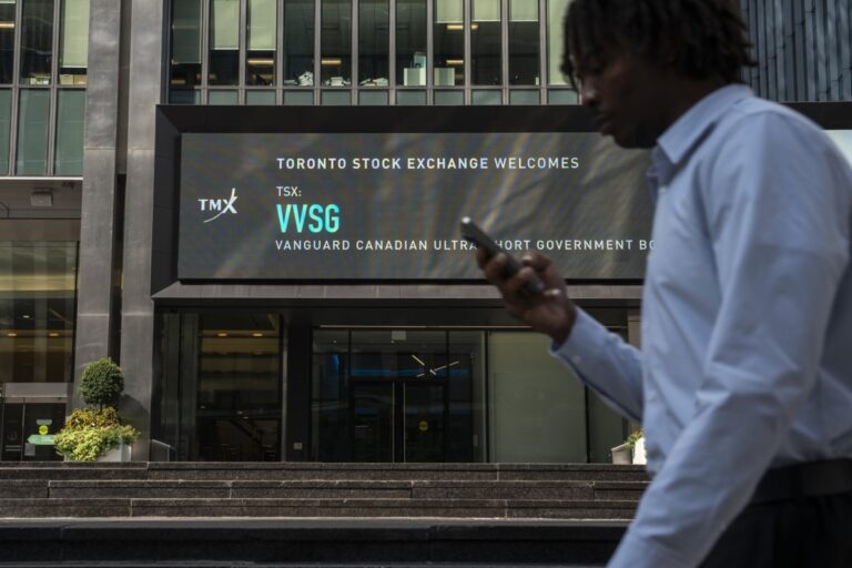 S&p/tsx composite loses steam through the trading day, u.s. stock
