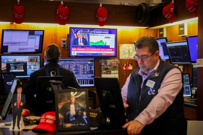 Stocks rise as investors digest latest news on tariffs, fed