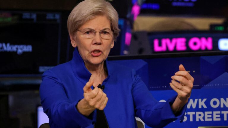 Trump firing powell will crash markets: warren