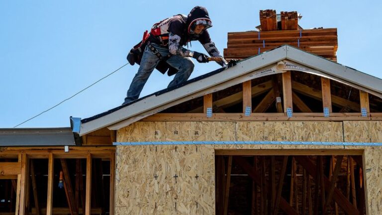 Us private sector lost 33,000 jobs in june, missing expectations