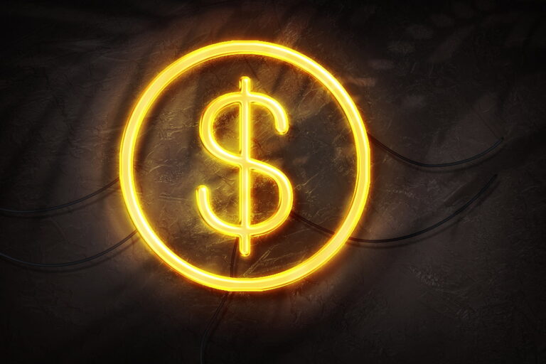 Battle of the currencies: the dollar versus digital
