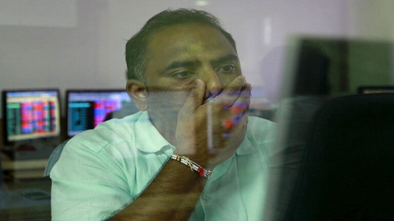 Closing bell: nifty below 24,900, sensex down 694 pts; bank,