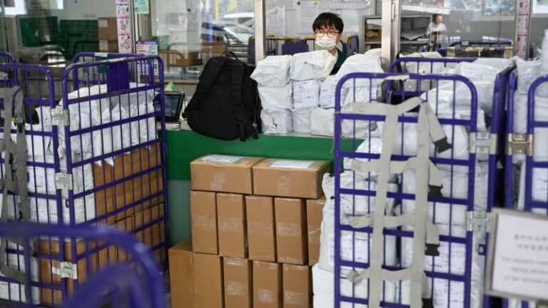De minimis rule: small businesses are scrambling as us tariff