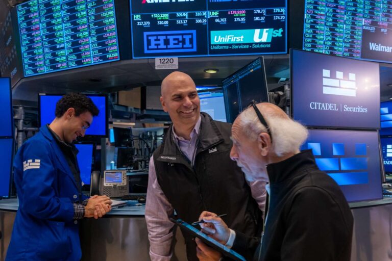 Stocks surge after powell signals possible rate cuts; dow jumps