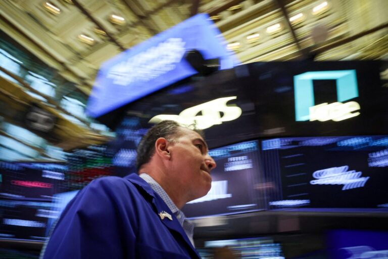 Tsx opens at a record high as investors cheer september