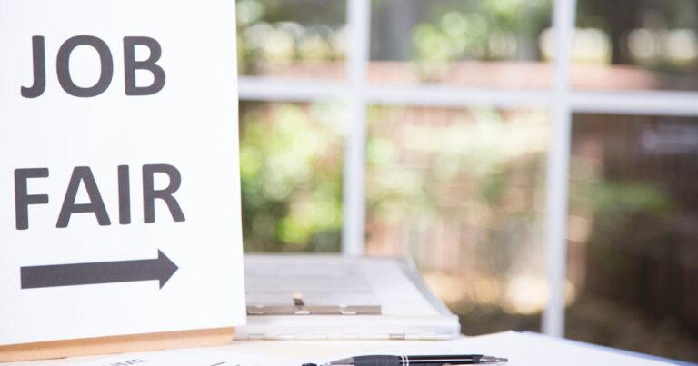 The labor market just hit a wall. here's what experts