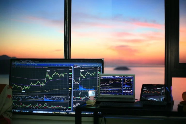 U.s. stock market pullback: weekly and monthly performance update