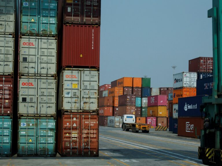Us raises india tariffs to 50 percent over russian oil