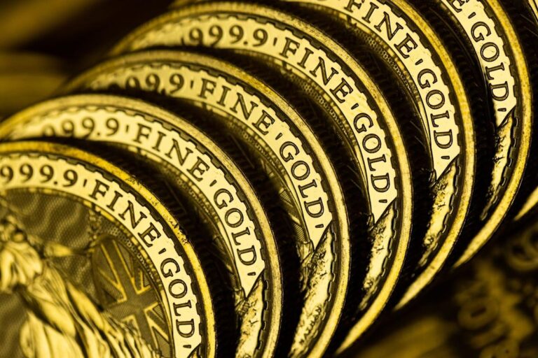 Gold and silver jump as rate cut wagers reignite bull run
