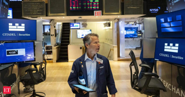 Us stock market crashes: s&p 500, dow jones, nasdaq's shocking