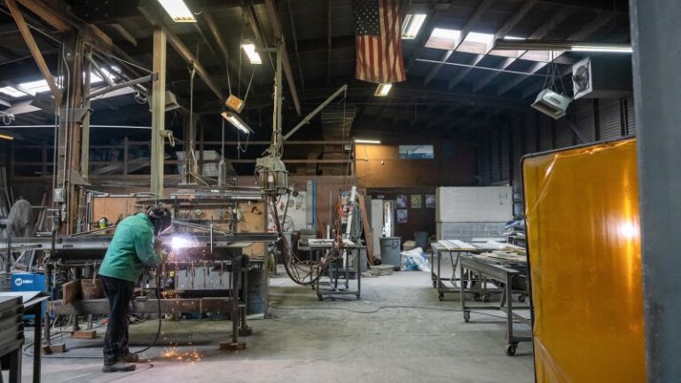 What the latest jobs report means for you … buckle